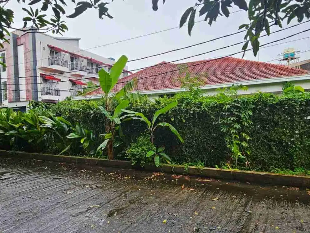 rumah tua warung buncit sekomplek dengan hotel ra in kemang