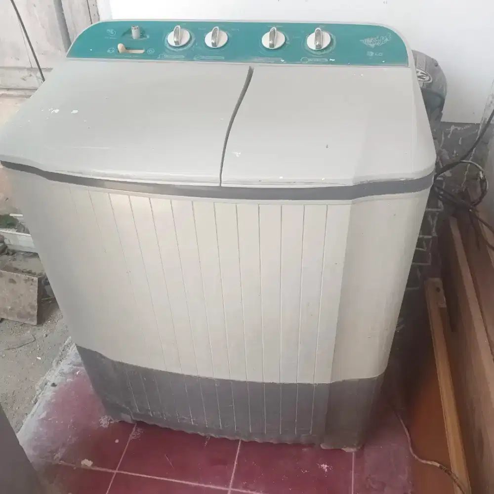 Mesin cuci bekas