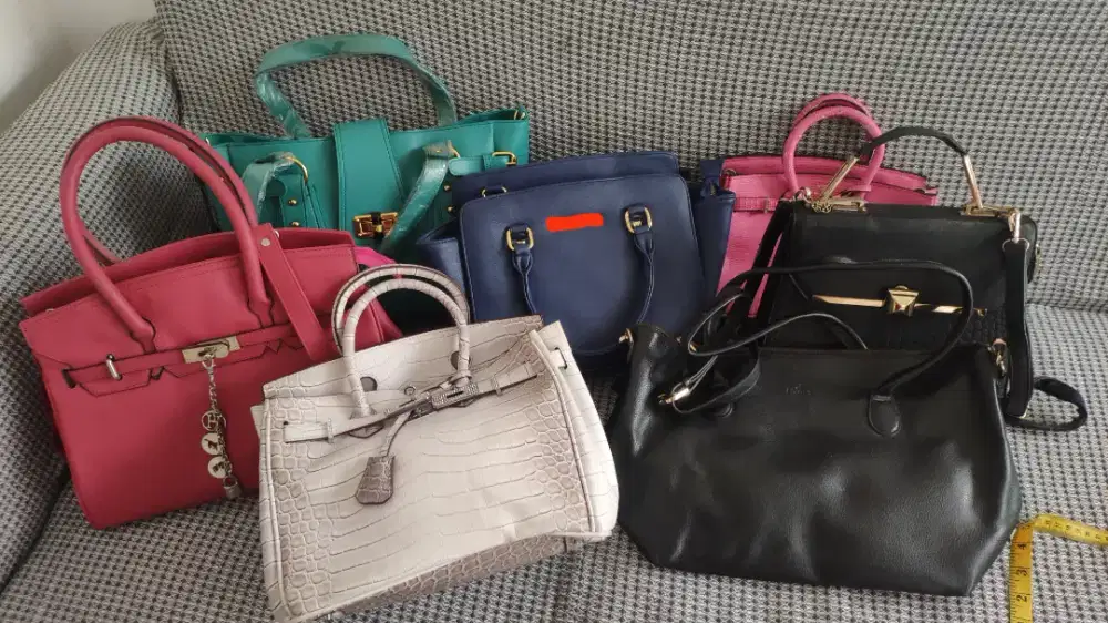 tas selempang item mini