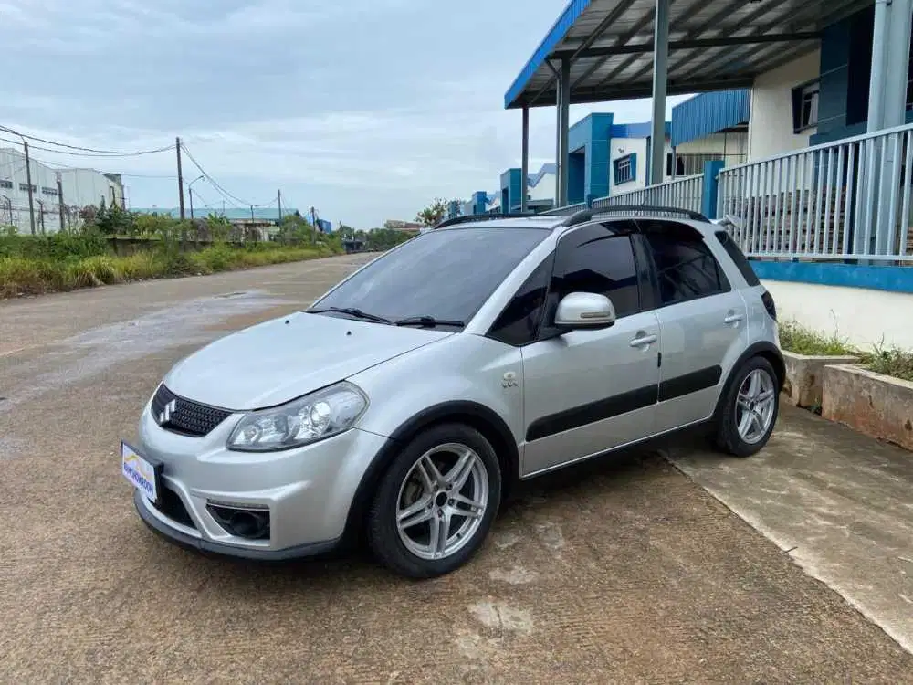 SUZUKI X-OVER RC AT 2013