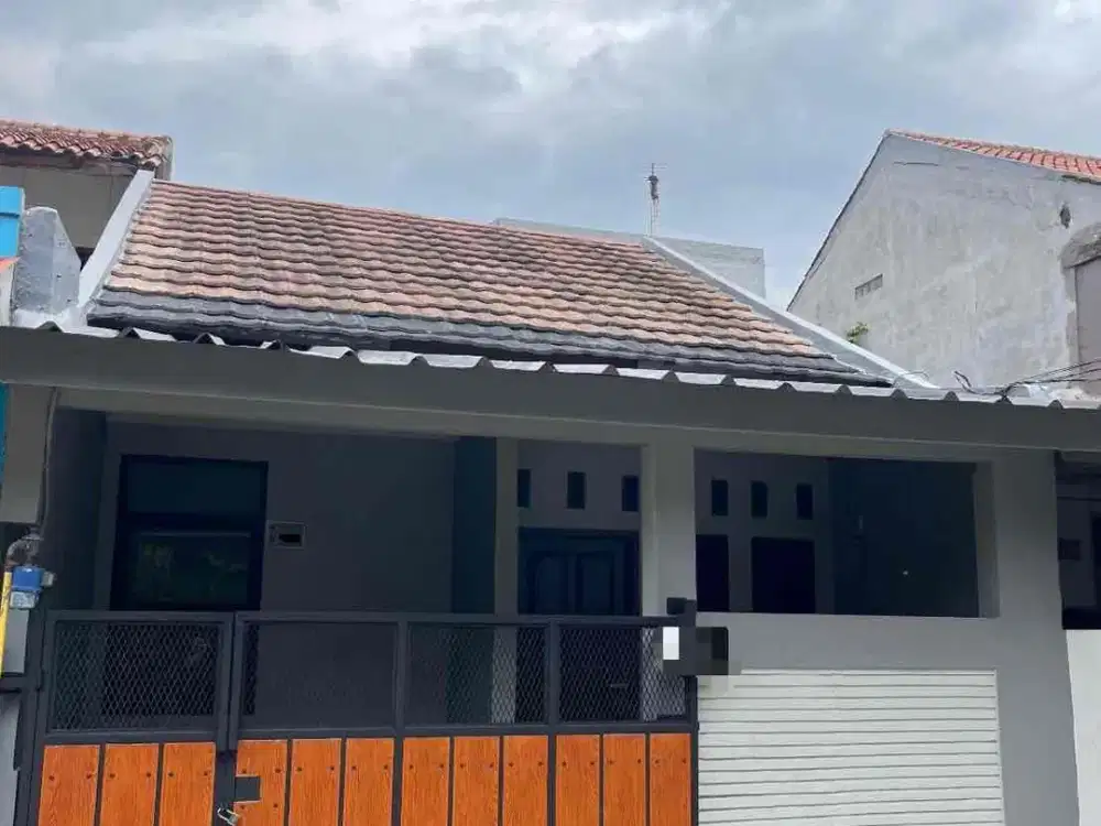 Dijual rumah sial huni di Kranggan Permai Cibubur