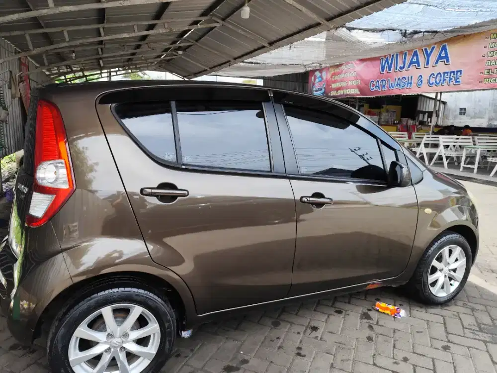 Suzuki Splash AT 2013