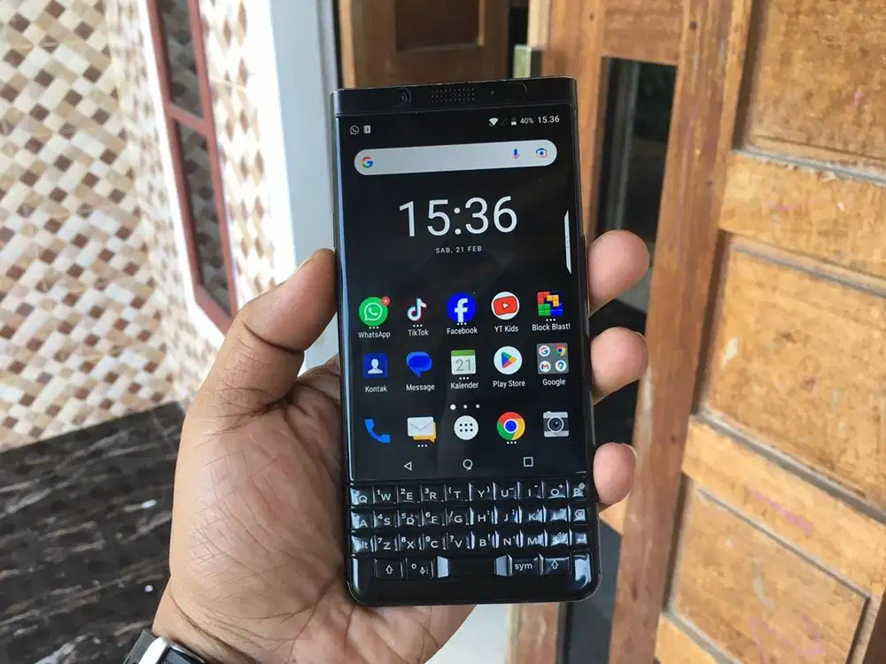 Blackberry key one 4/64GB black edition unit dan cas saja halal