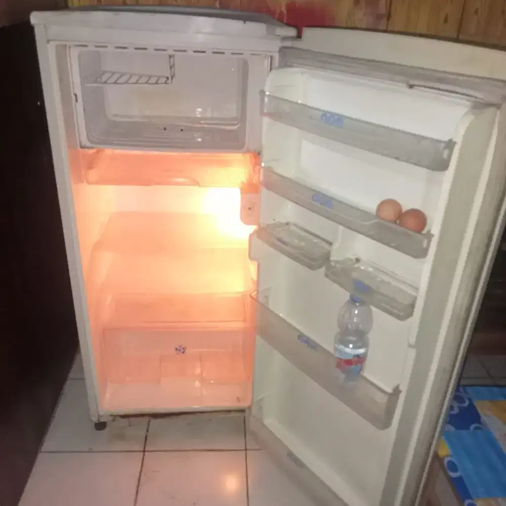 Kulkas 1 pintu merk lg