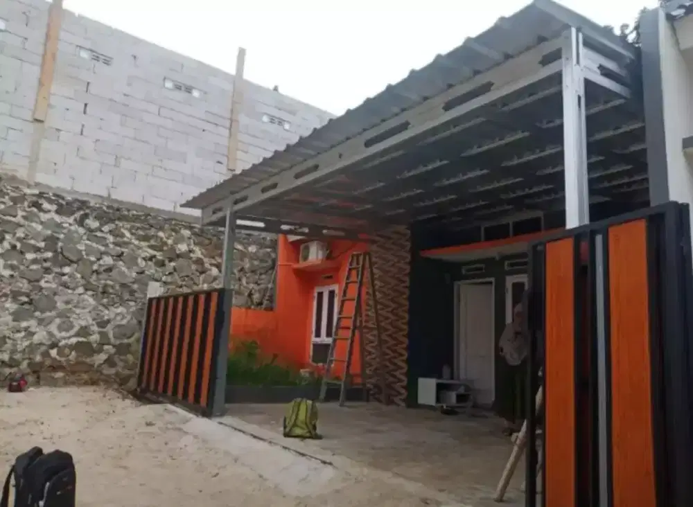 Pasang kanopi baja ringan