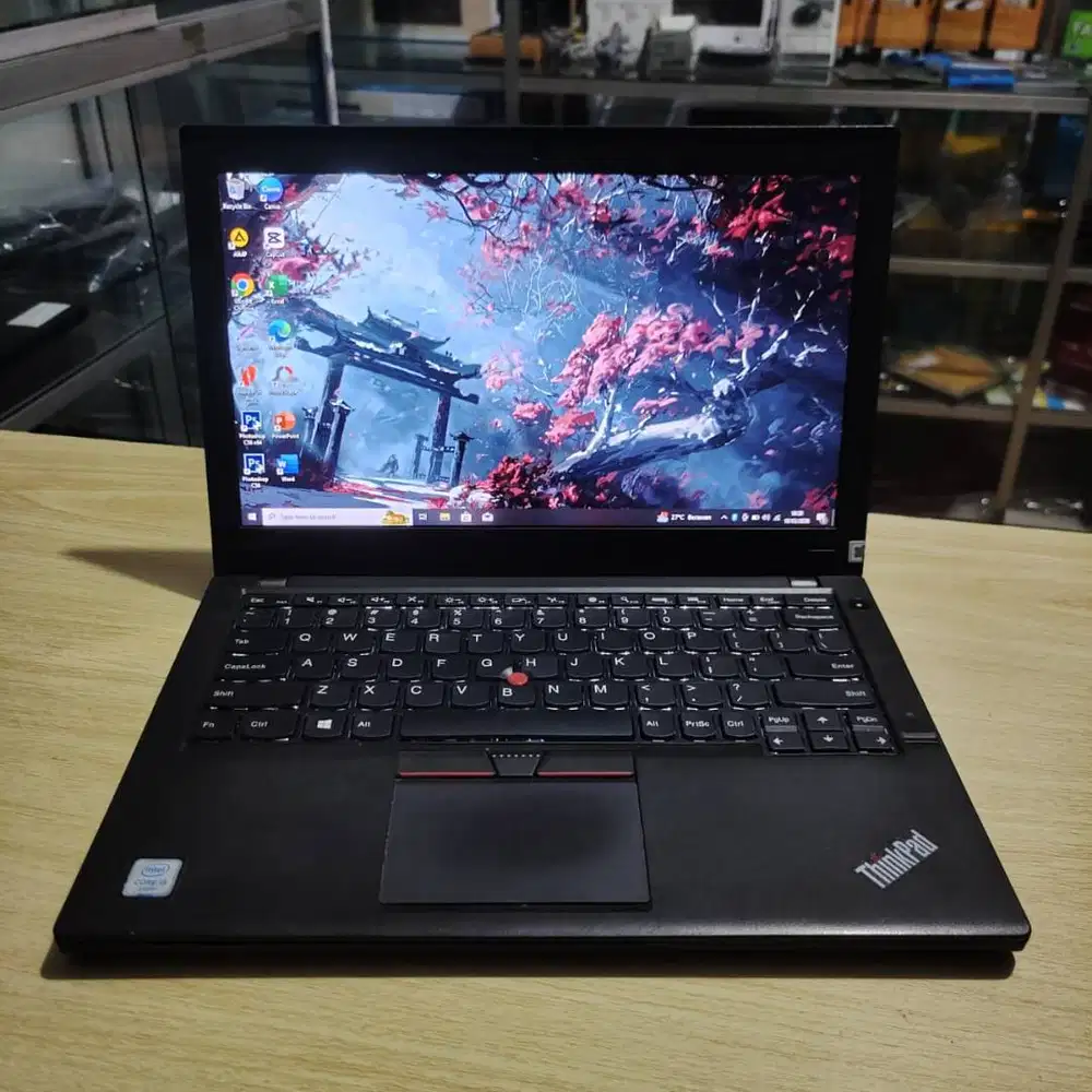 Lenovo Thinkpad X260 Intel Core i5 6th 8/256 SSD Backlight