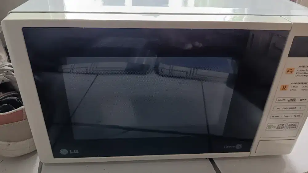 Microwave Merk LG