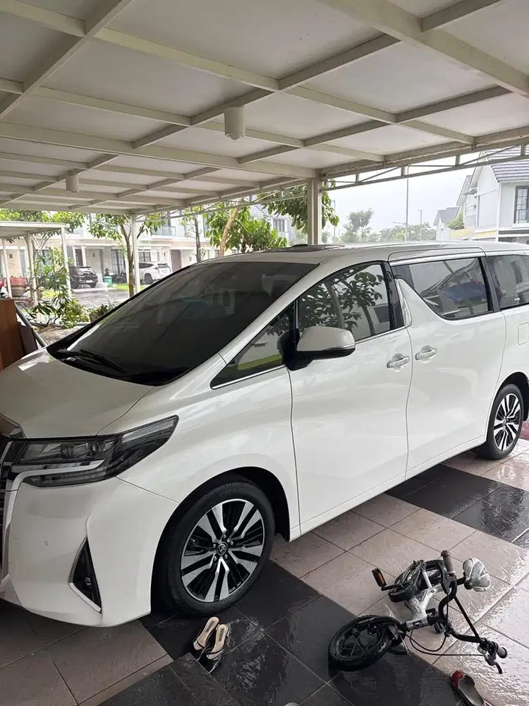 Alphard 2.5G tahun 2022