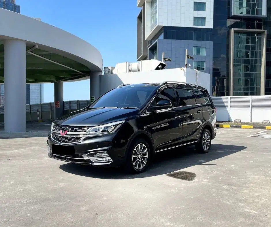 WULING CORTEZ TLUX 1.5 A/T