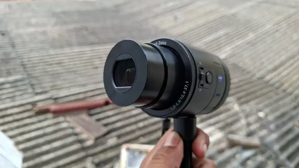 SONY DSC QX100 20MP NOT QX10