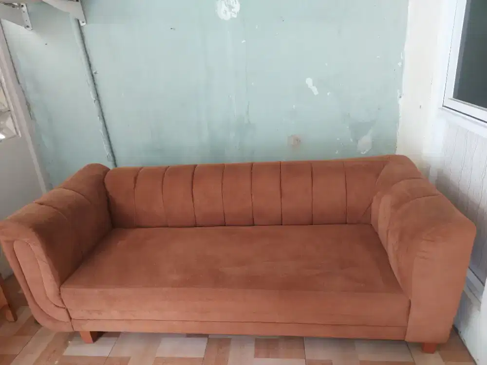 Sofa leter L, berwarna coklat muda