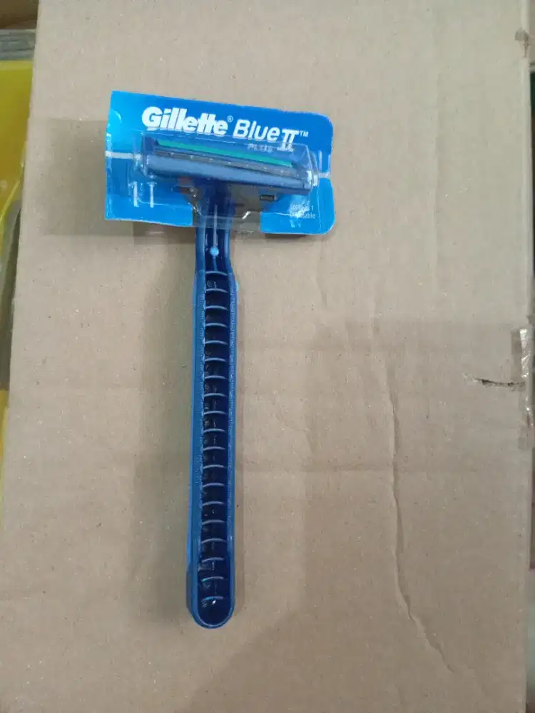 Alat cukur gilette goal biru