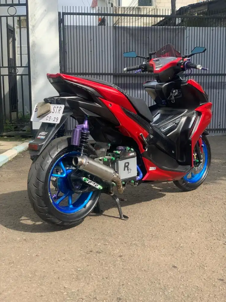 Aerox new connected 2021