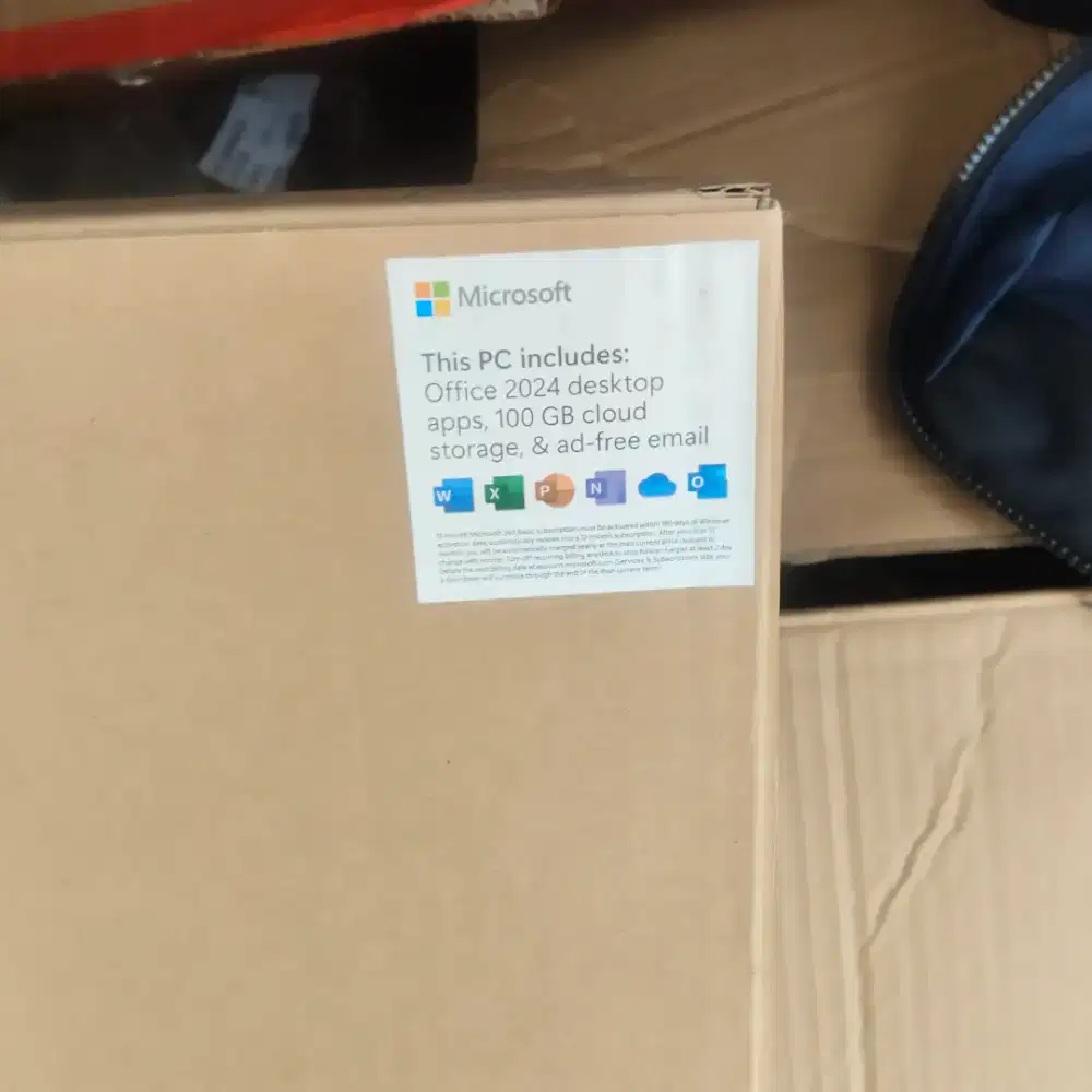 Laptop lenovo ideapad slim 3 14IRU8