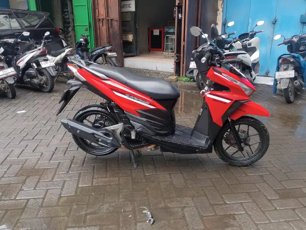 Honda Vario 125 LED Old Tahun 2017 Surat Komplit