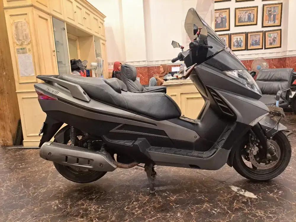 DIJUAL CEPAT BENELI 250CC ZAFERANO TH.2015 MESIN ADEM HARGA MURMER