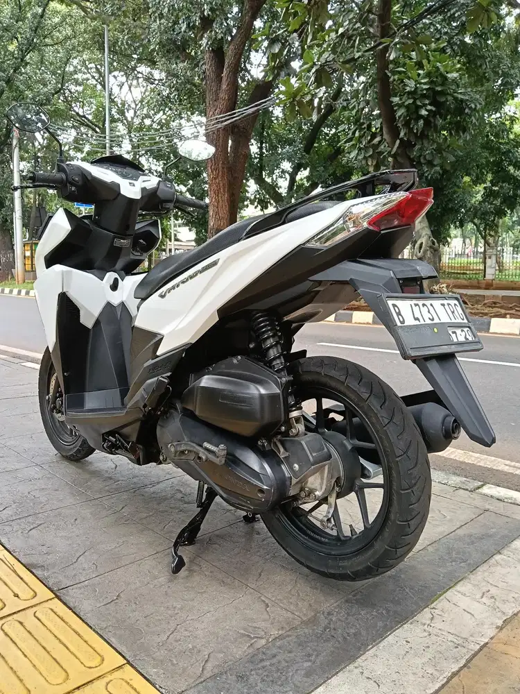DIJUAL CASH HONDA VARIO 150 LED OLD THN 2016 PJK IDUP SIAP PAKAI