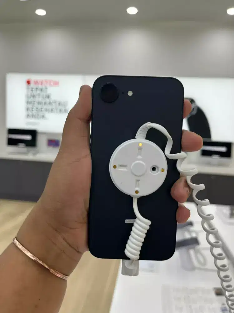 Cash / credit iPhone 13 sampai 17