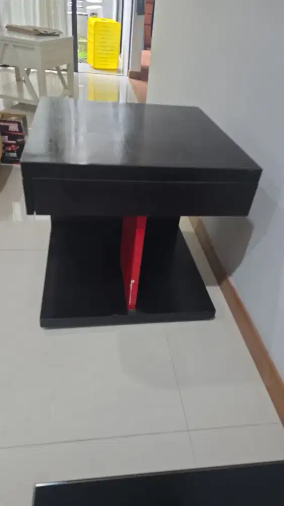 Meja nakas hitam uk 60x60x58cm