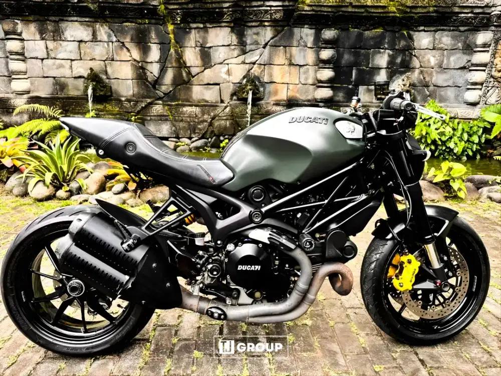 FOR SALE!! Ducati Monster 1100 EVO 2013
