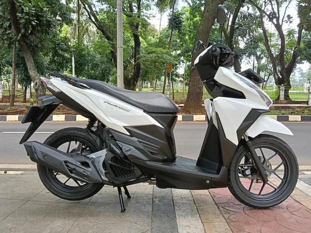 DIJUAL CASH HONDA VARIO LED OLD 150 THN 2016 PJK IDUP SIAP PAKAI