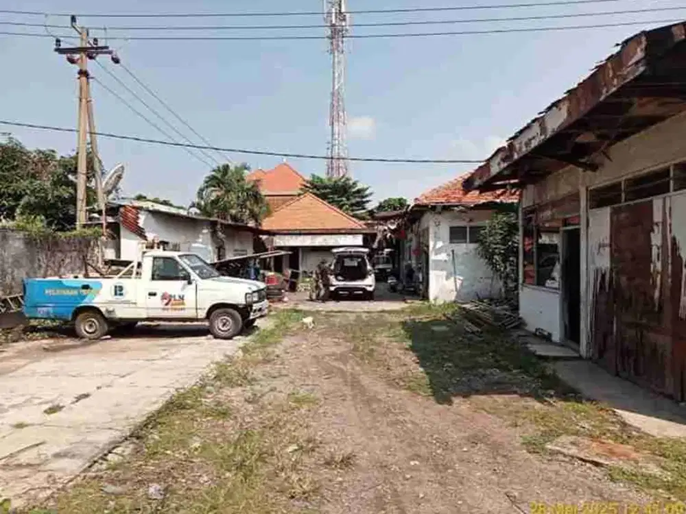 0305.66 dijual rumah usaha lelang Surabaya di Gubeng di raya kertajaya