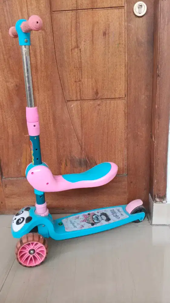 Skuter anak ada jok tambahan