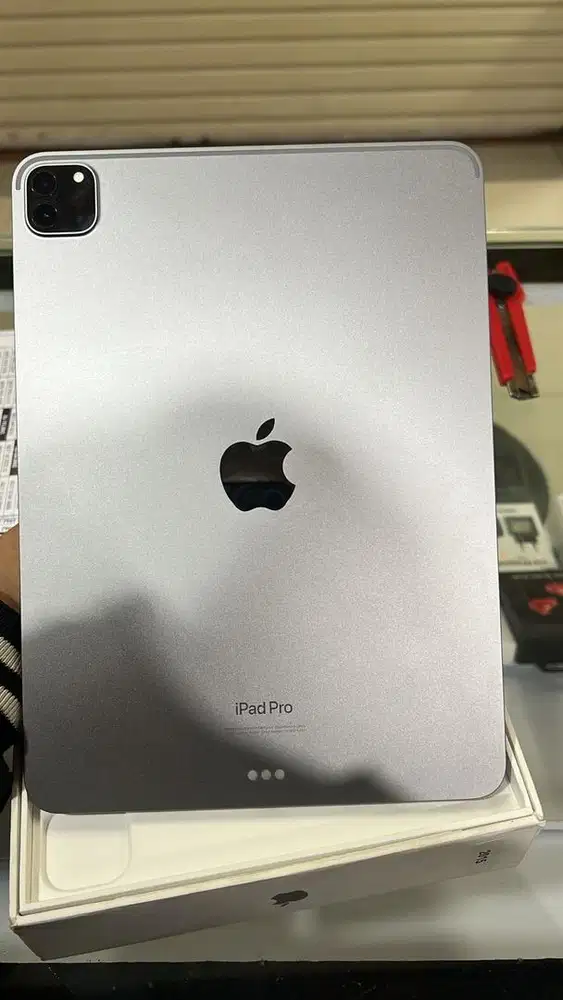 iPad Pro M1 Face ID OFF 128GB Wifi Only Ex Garansi Inter Grey