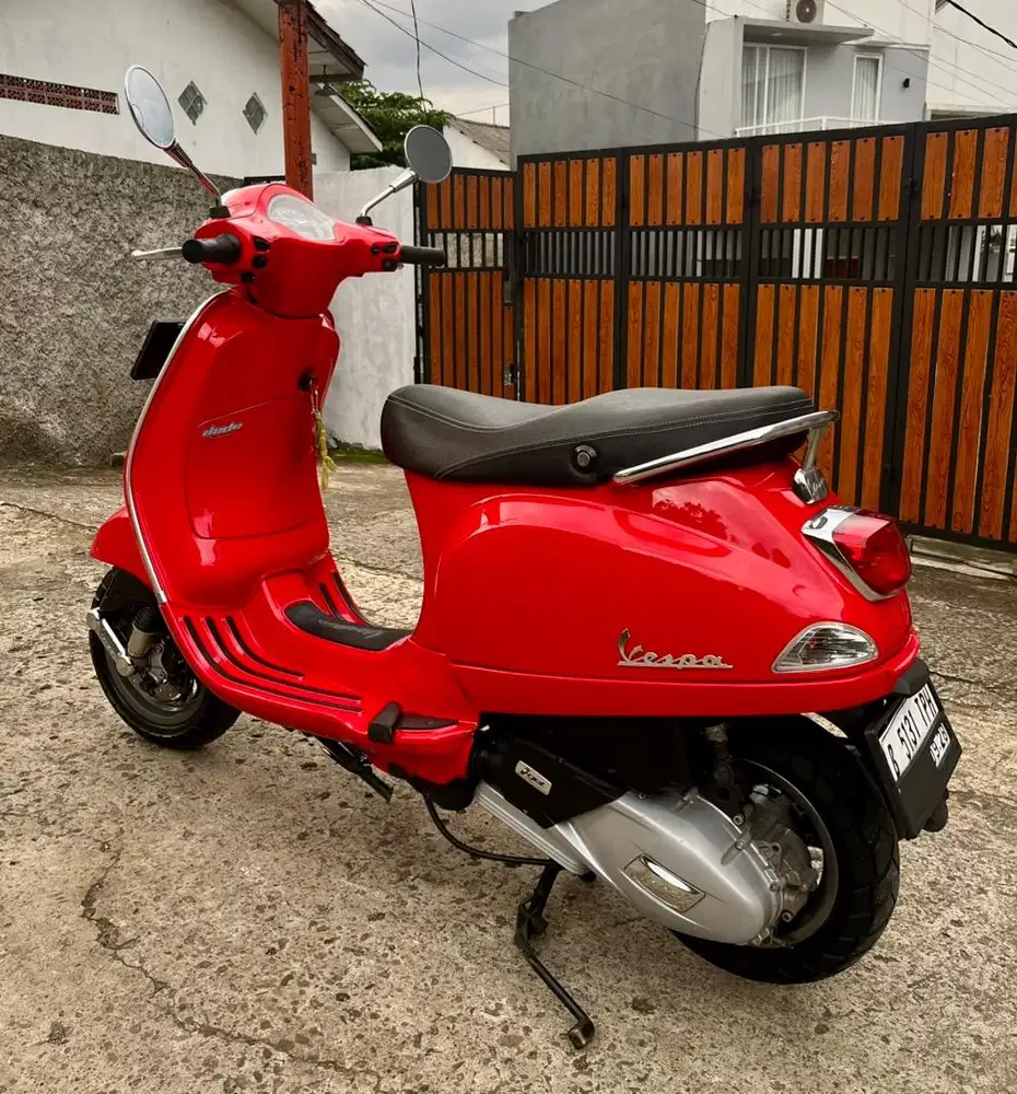 DIJUAL CEPAT MULUSS Piaggio LX IGET 125Cc Th.2023