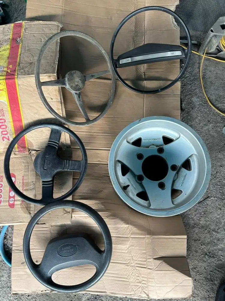 Stir Bekas dan Velg Land Rover