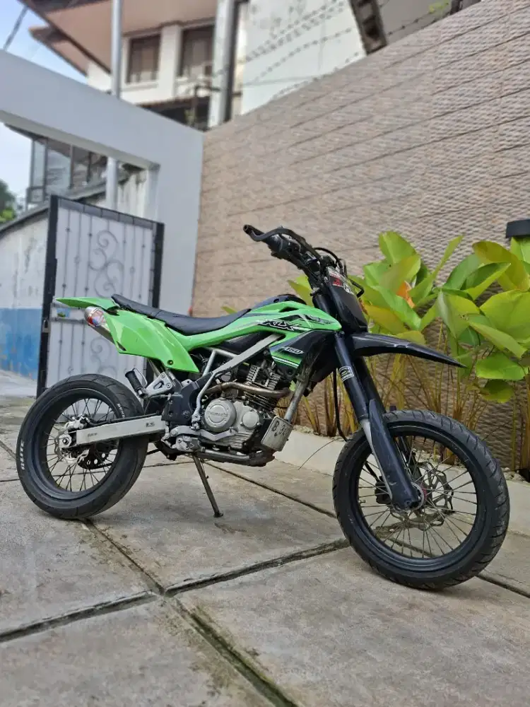 Kawasaki klx 150s 2016
