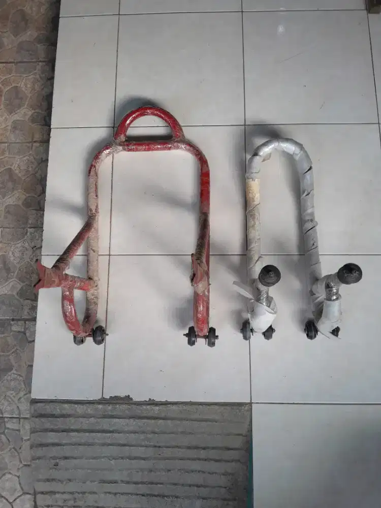 Paddock Motor GSX R 150