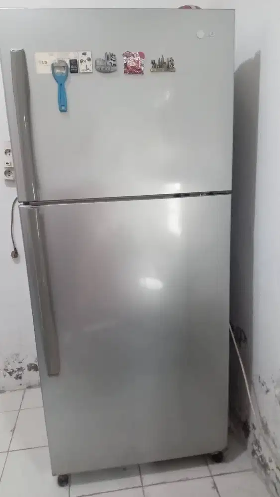 Kulkas LG 2 Pintu GN-B562YLC 560 Liter