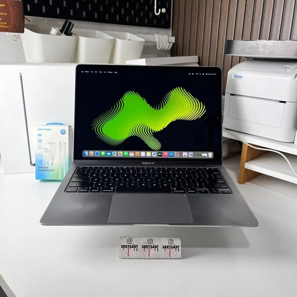 MacBook Air 2020 i3 8gb 256gb