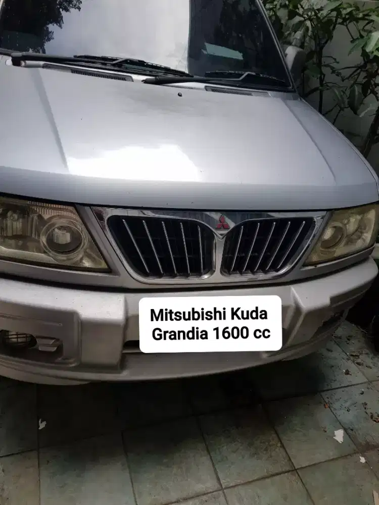 pemakai tangan pertama