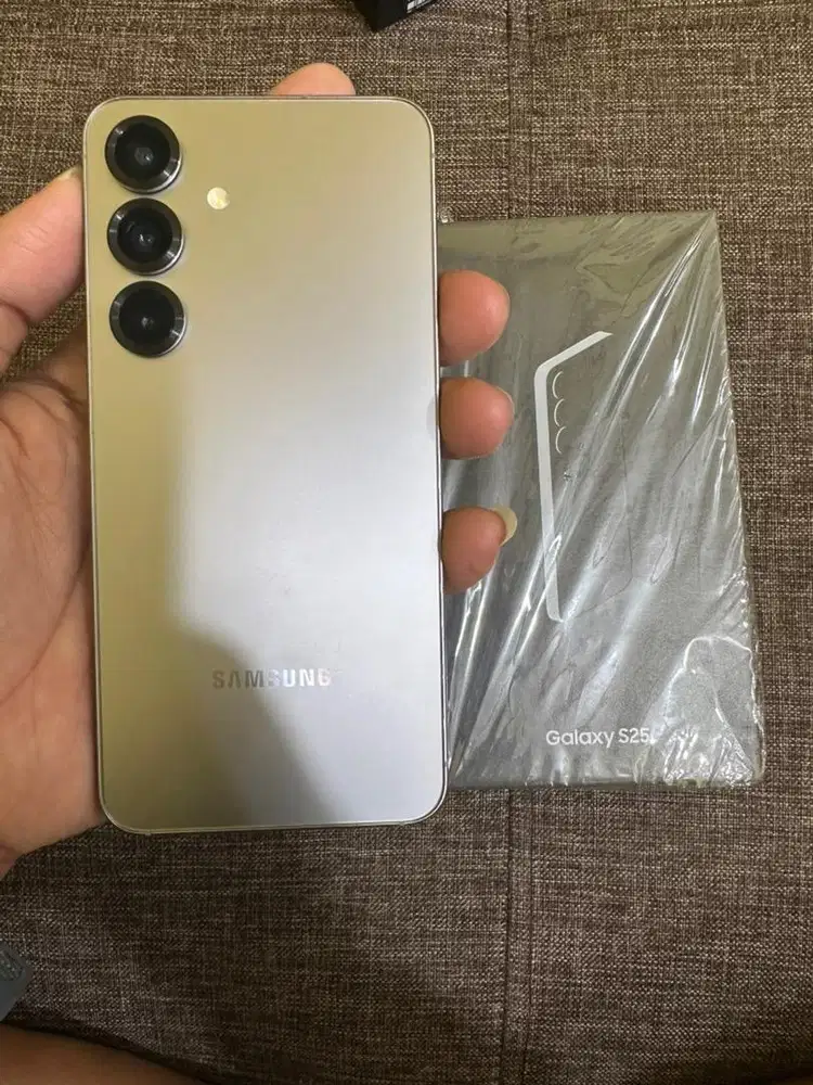 Samsung S25 12/256gb