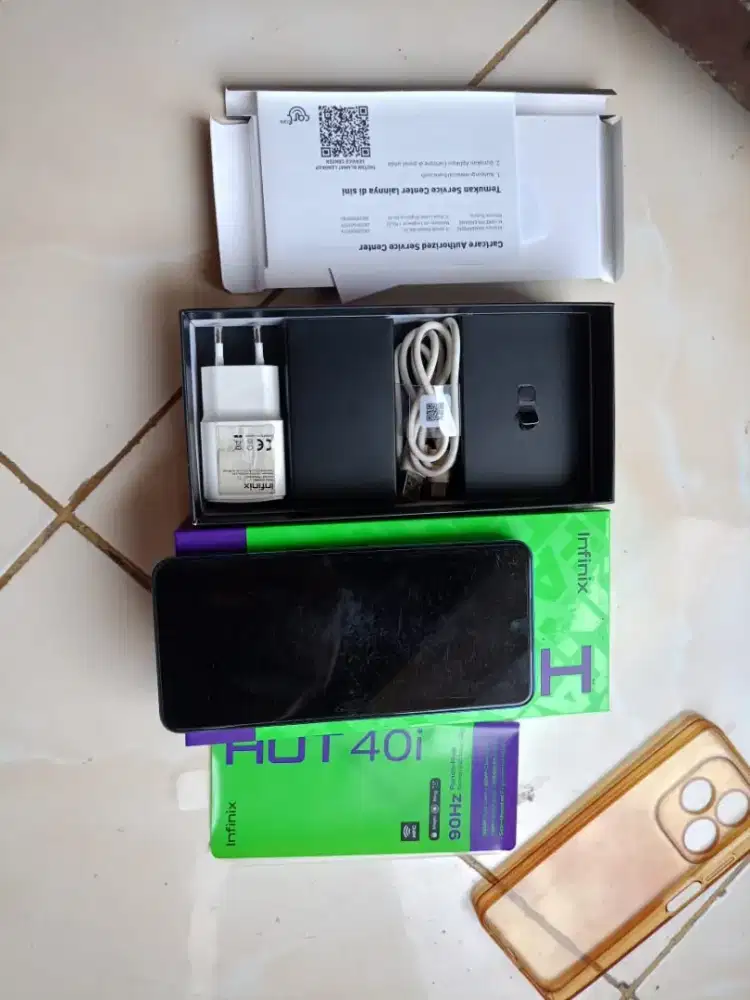 Dijual hape infinik hot 40 i bekas 1,5 jt