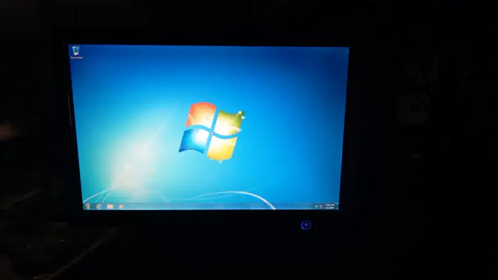 Monitor LCD LG 17 inch wide OK