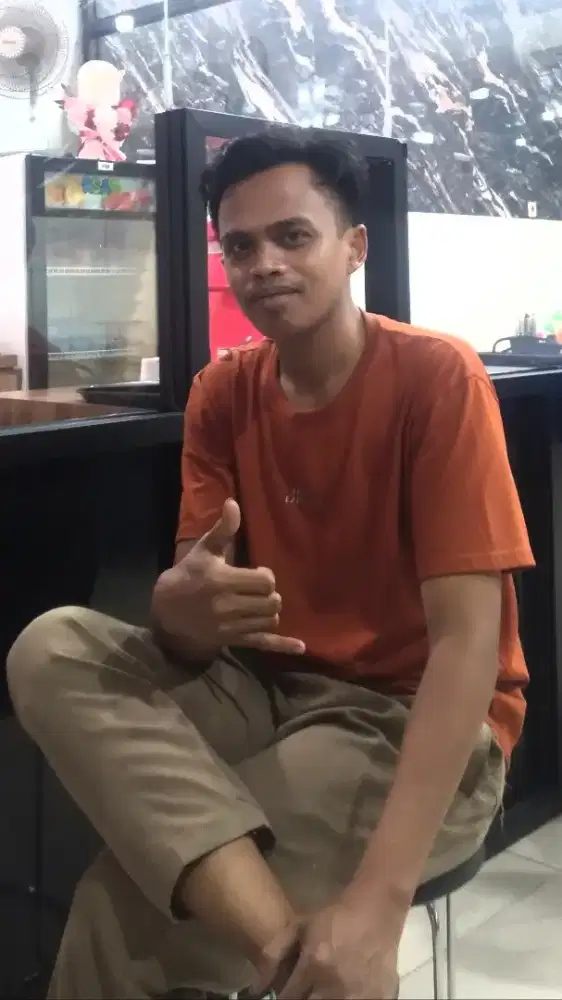 Cari kerjaan yg penting halal