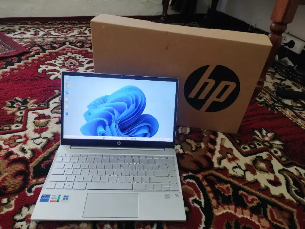 Laptop HP Core i7 Gen 11 SSD 512 Ram 8 Keyboard Backlit Normal