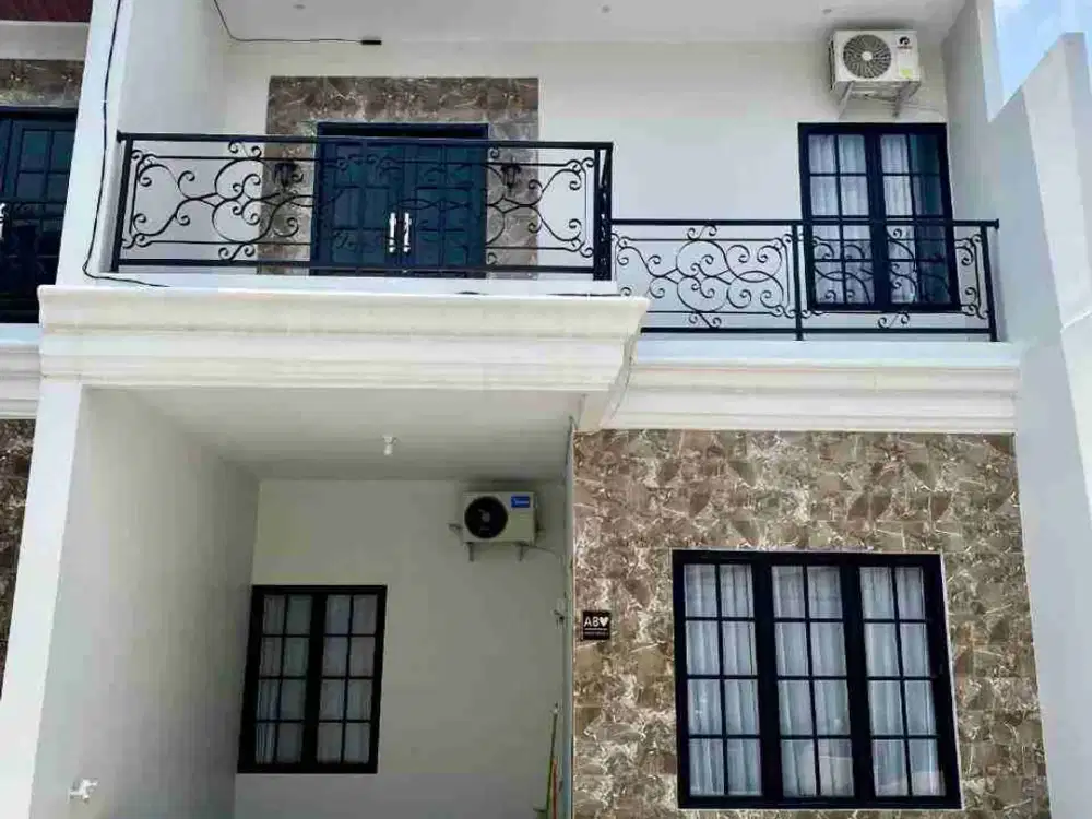 RUMAH 900JTAN DI DEPOK 2,5LANTAI DEKAT TOL AKSES 2MOBIL