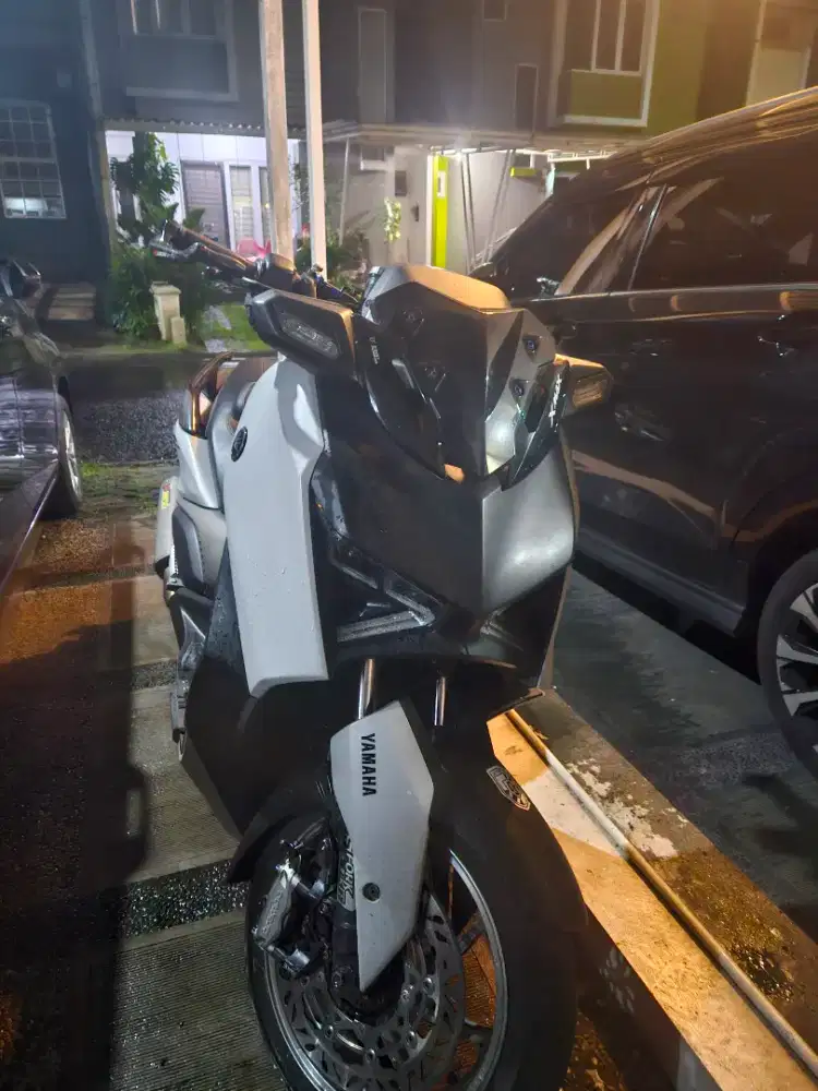 Xmax grey 2023 gress full modif