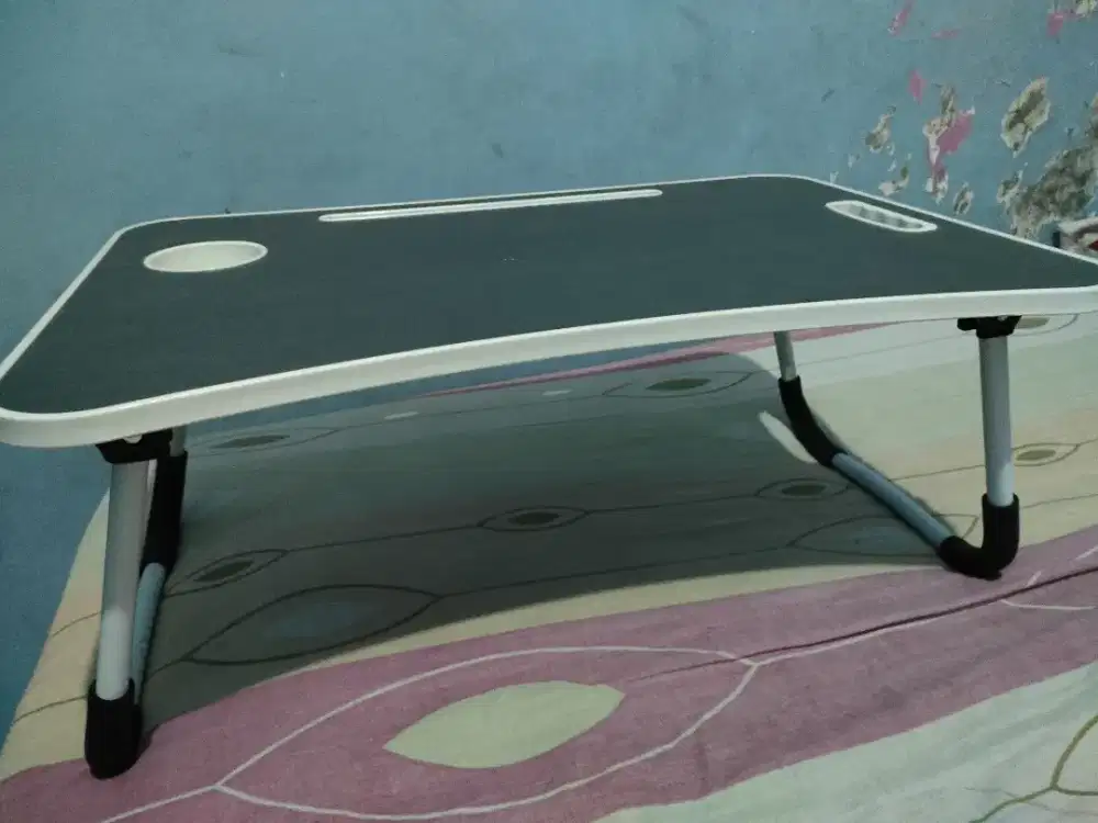 Meja Belajar Modern Stylish