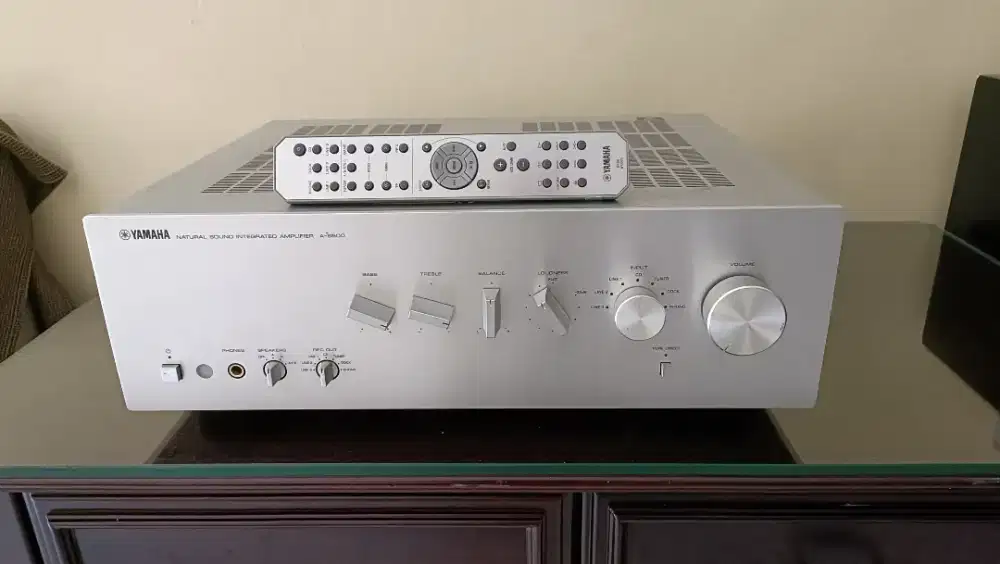 Amplifier Yamaha as-500 plus remote