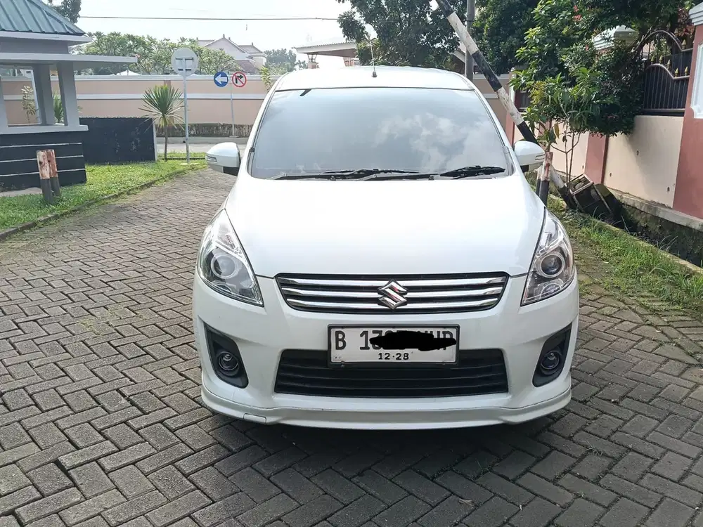 Ertiga GX matic 2013