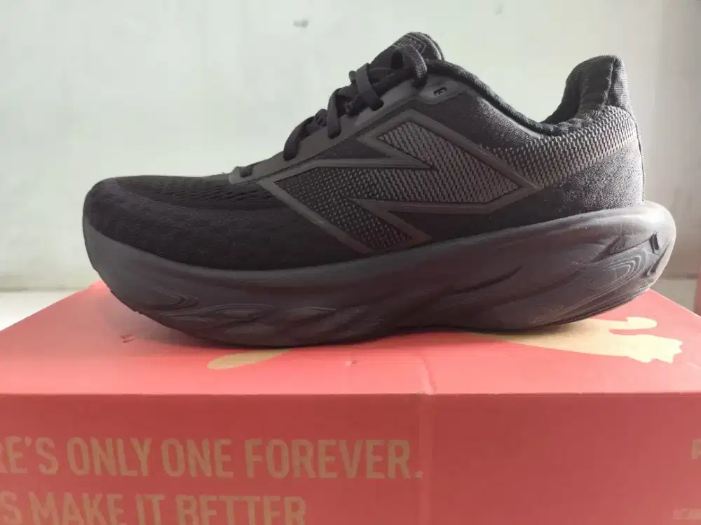 SEPATU RUNNING NEW BALANCE