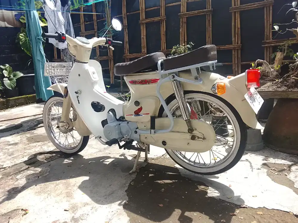 Honda C70 josss