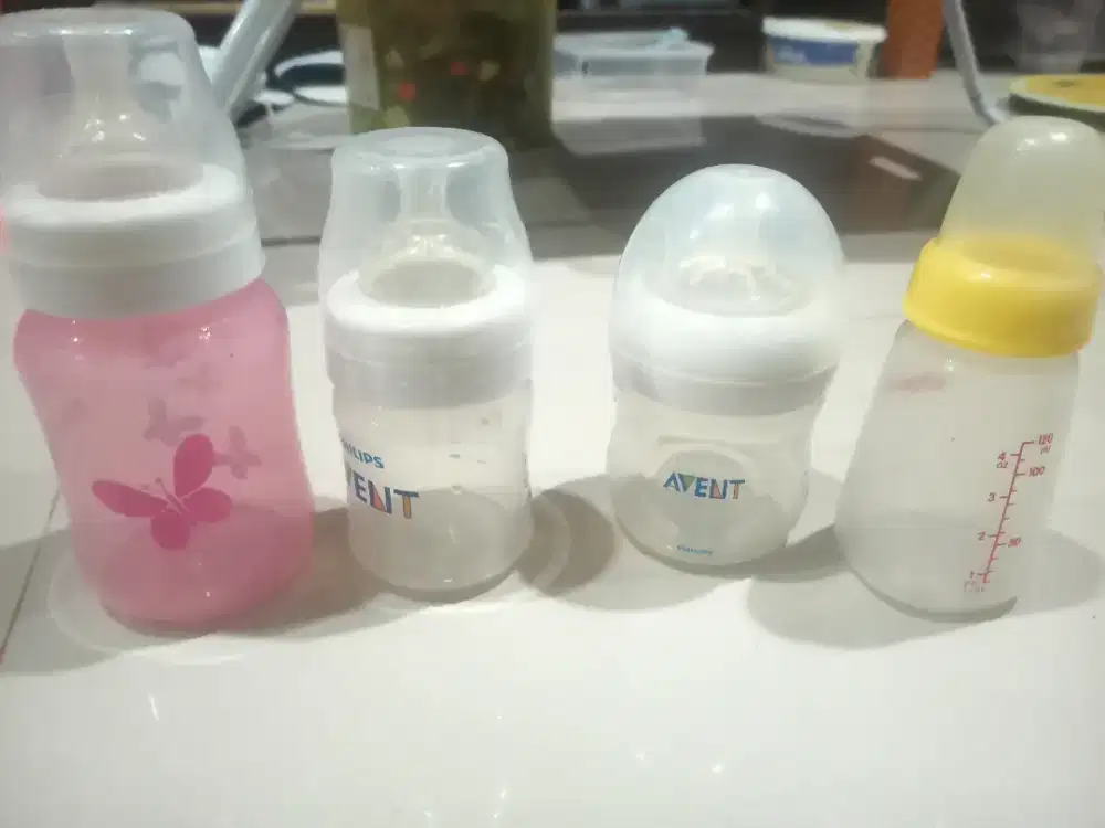 Botol minum bayi