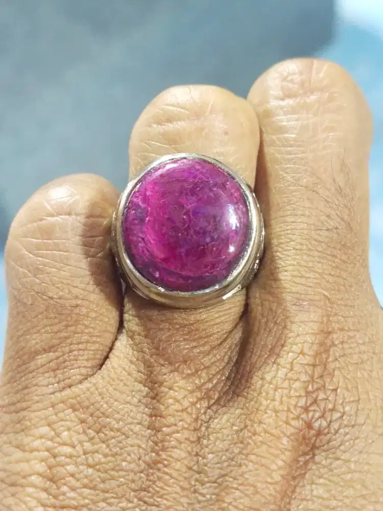 cIncin merah ruby