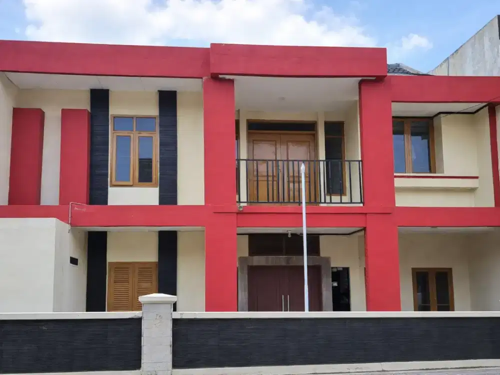 Rumah Strategis Terawat di Sayap Buah Batu